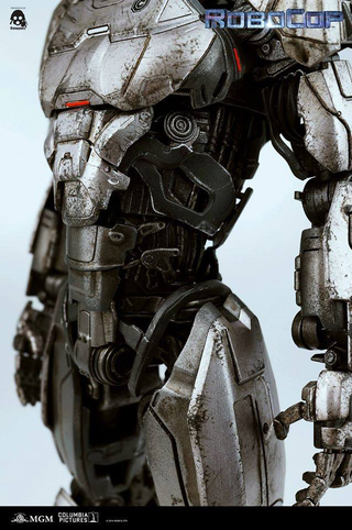 Illustration for article titled Super-Articulated Robocop EM-208 Action Figure
